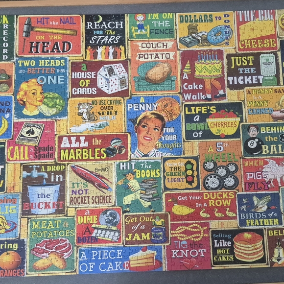 White Mountain 'Things We Say' Puzzle - 1000 Pieces - Picture 8 of 8